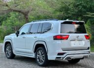 TOYOTA LANDCRUISER ZX