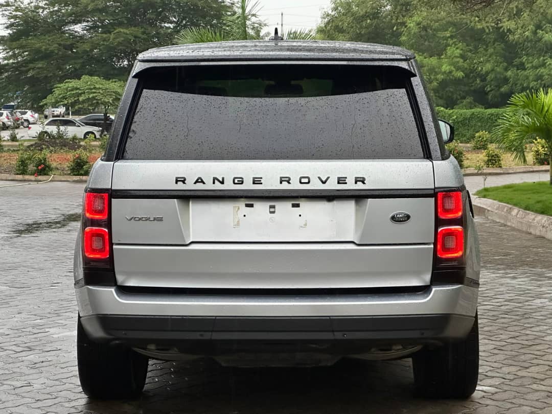 RANGE ROVER VOGUE
