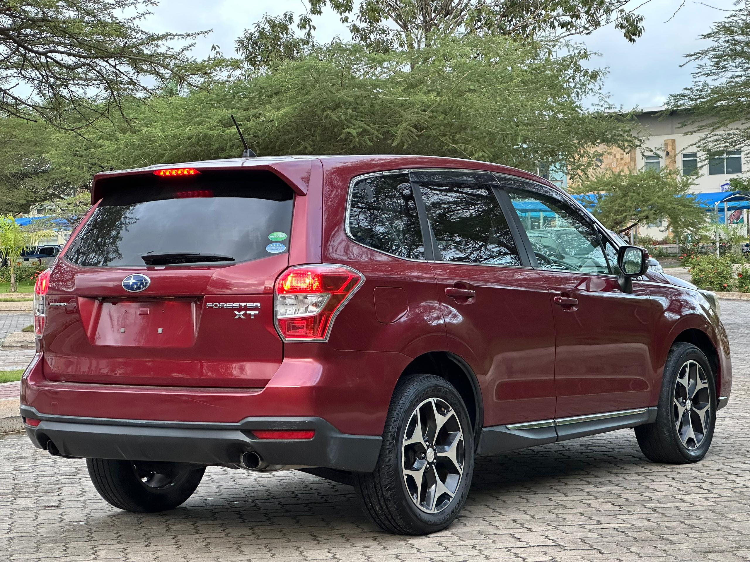 SUBARU FORESTER XT