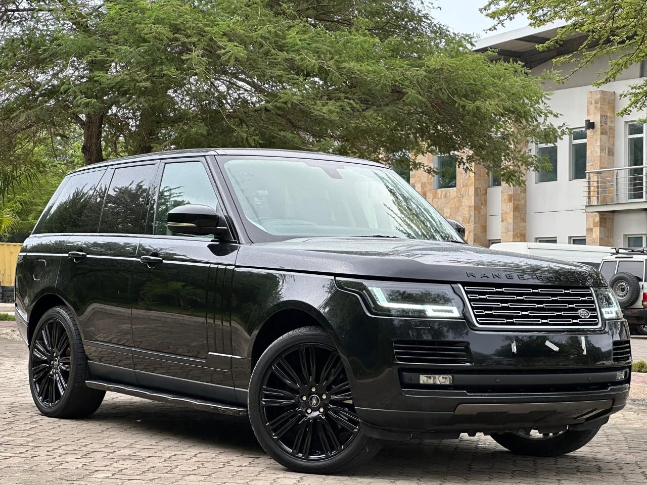 RANGE ROVER VOGUE
