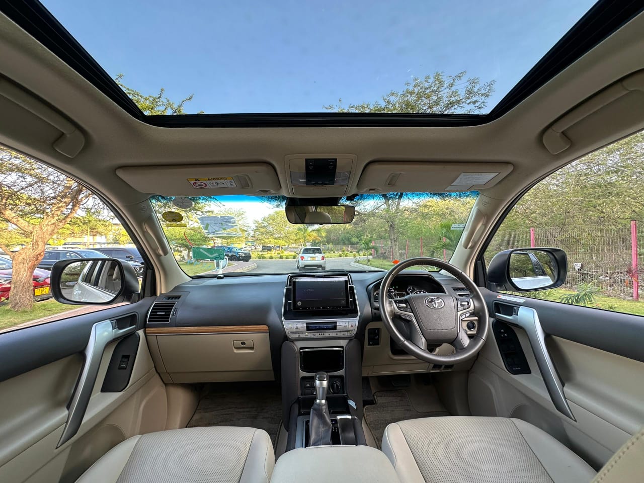 TOYOTA LAND CRUISER PRADO