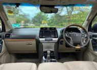 TOTOTA LAND CRUISER PRADO