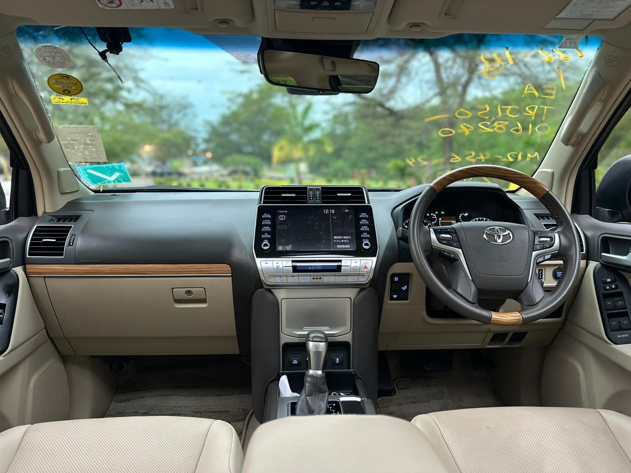 TOTOTA LAND CRUISER PRADO