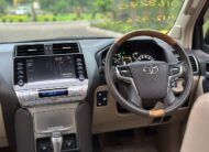 TOTOTA LAND CRUISER PRADO