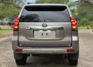 TOTOTA LAND CRUISER PRADO