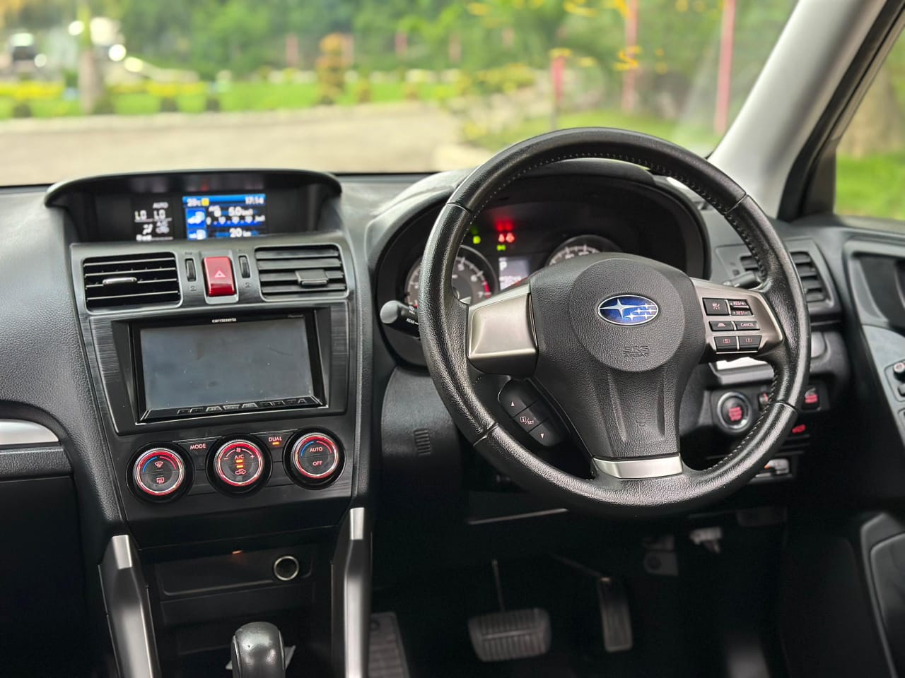 SUBARU FORESTER
