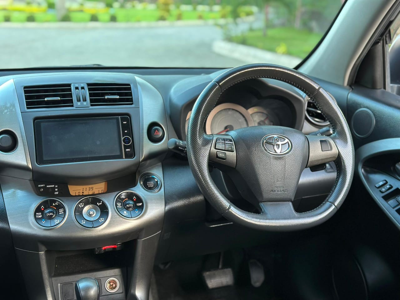 TOYOTA VANGUARD