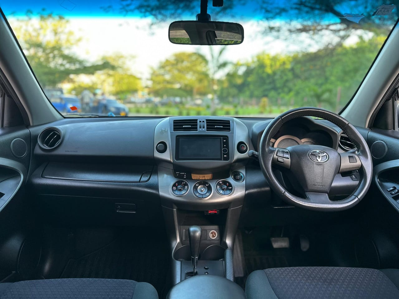 TOYOTA VANGUARD