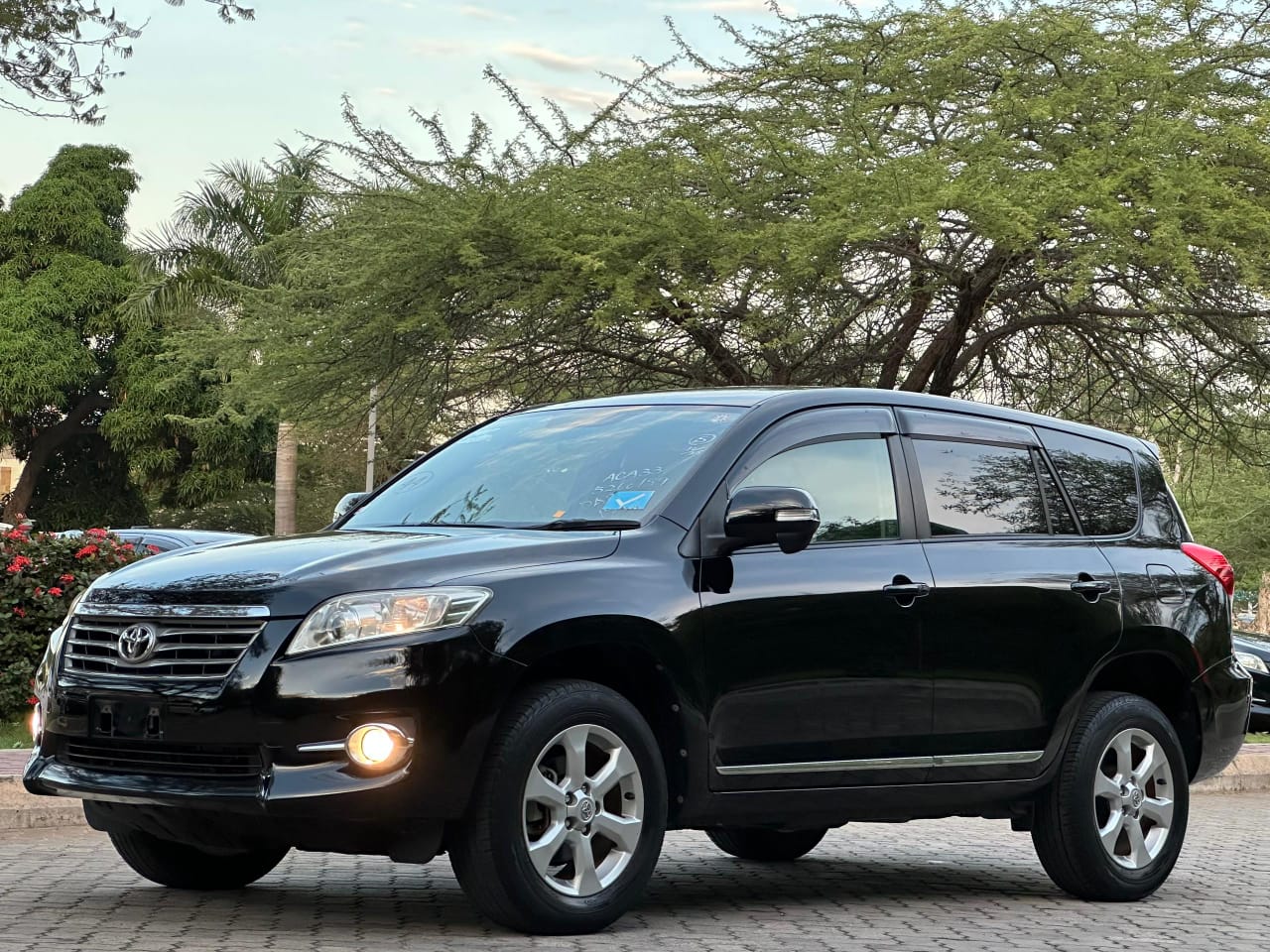 TOYOTA VANGUARD