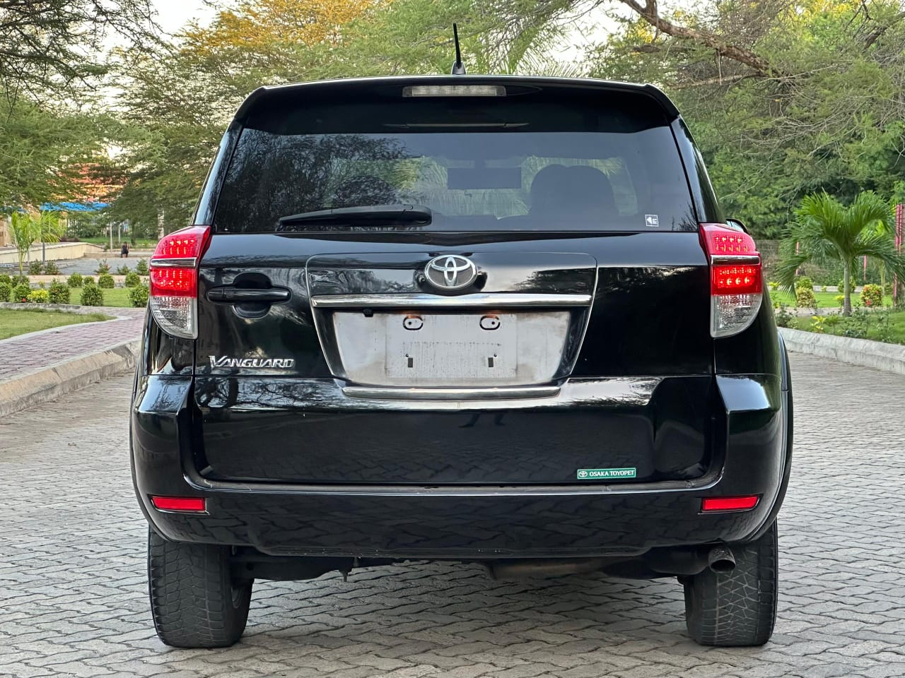 TOYOTA VANGUARD