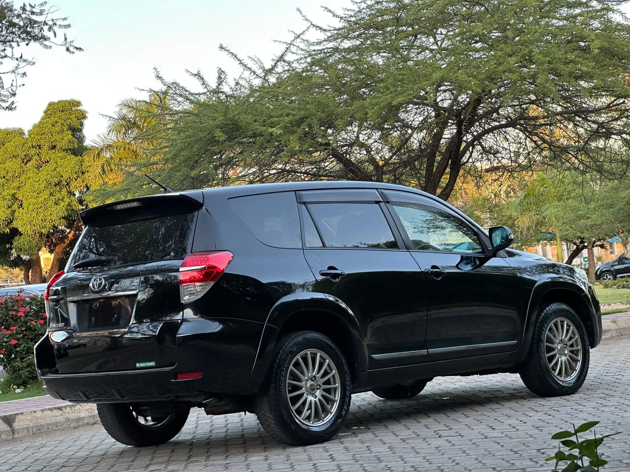 TOYOTA VANGUARD