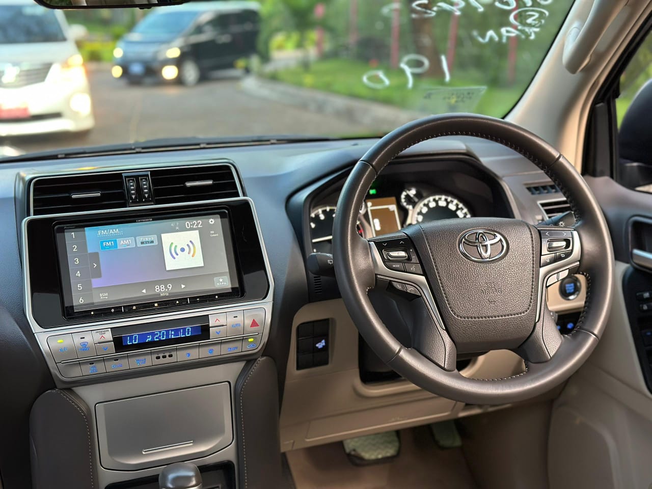 TOYOTA LAND CRUISER PRADO
