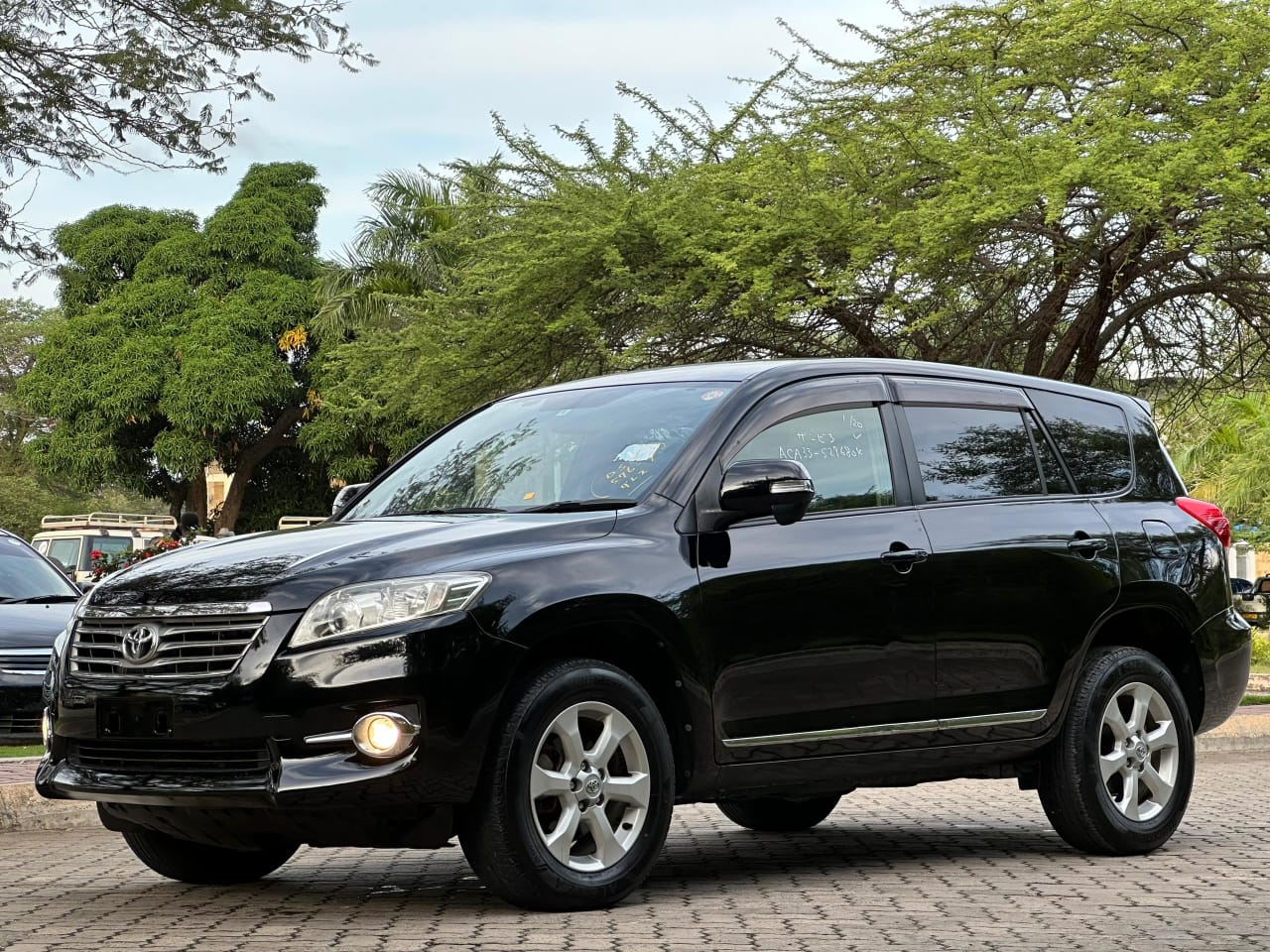 TOYOTA VANGUARD