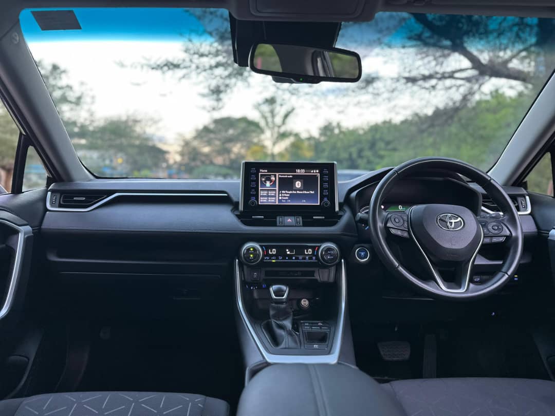 TOYOTA RAV4