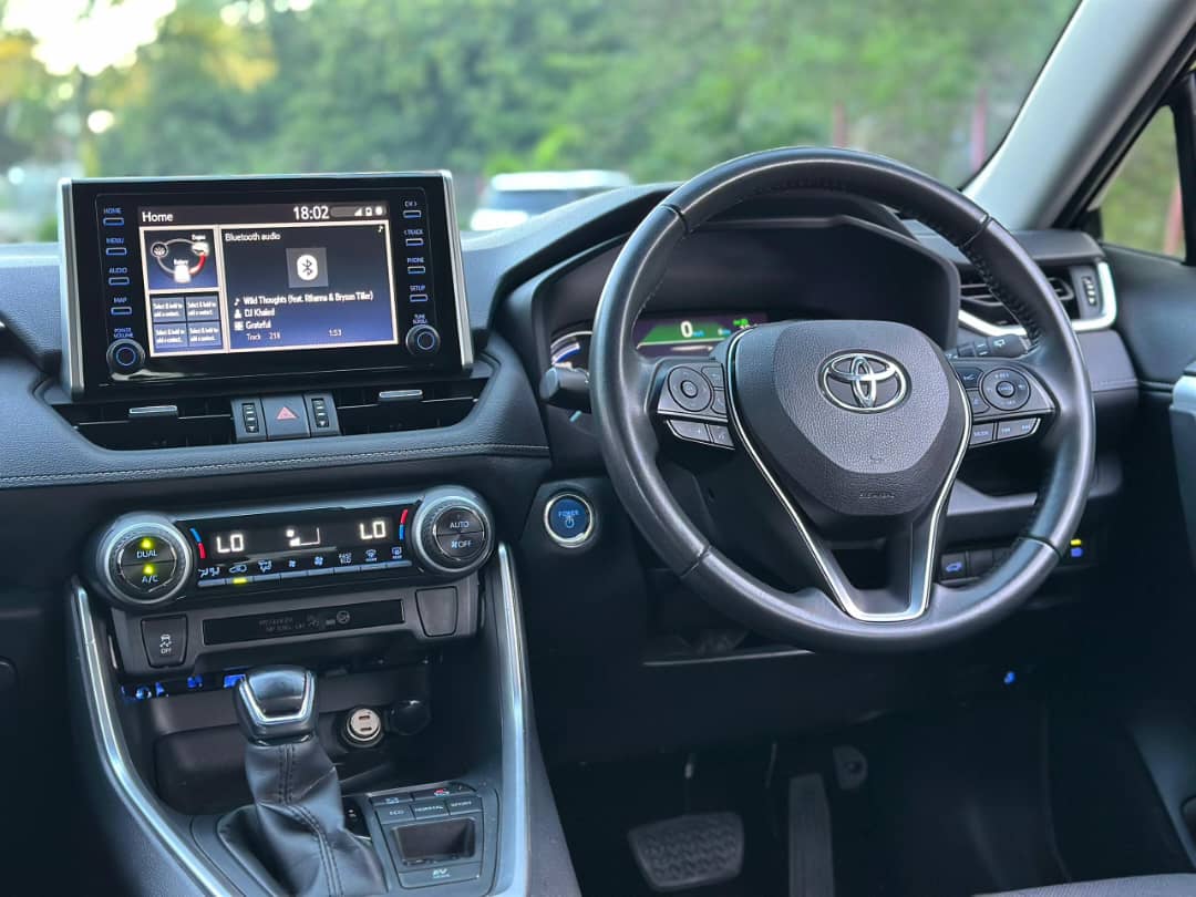 TOYOTA RAV4