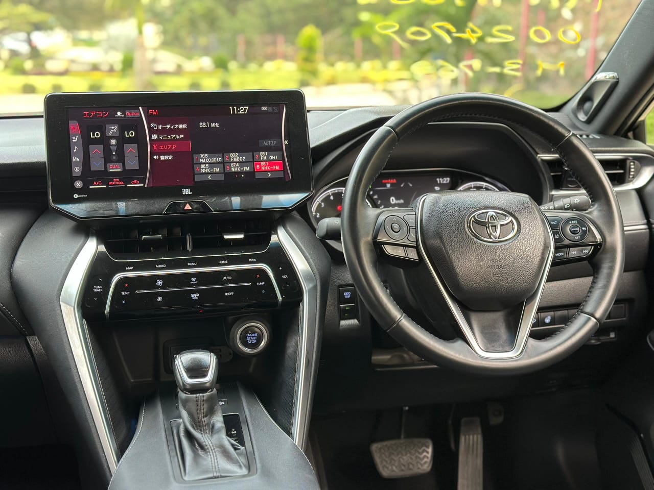 TOYOTA HARRIER