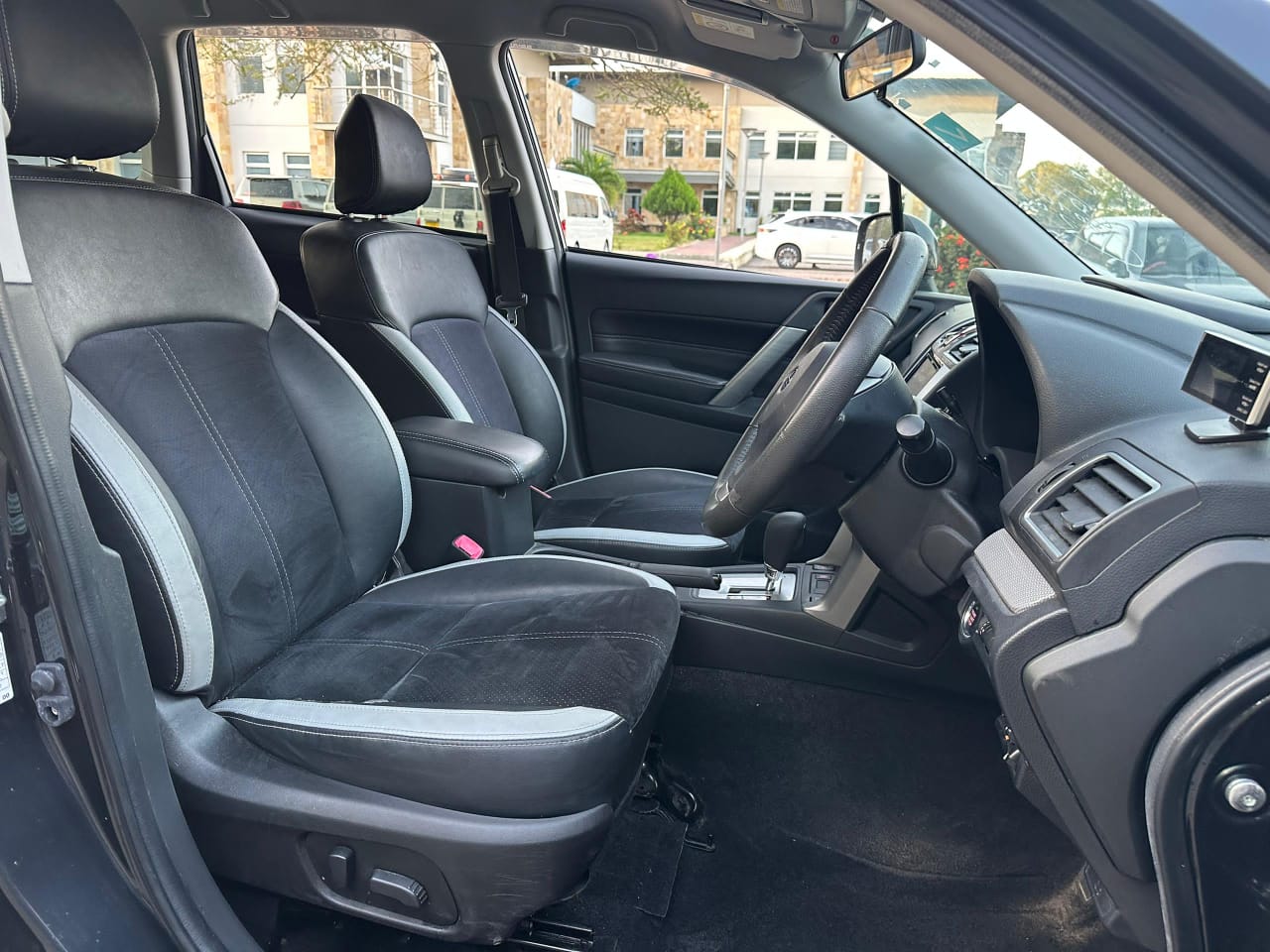 SUBARU FORESTER