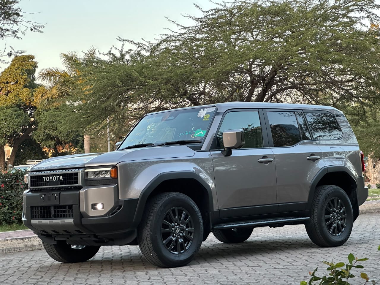 TOYOTA LAND CRUISER PRADO 250