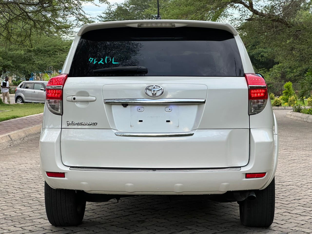 TOYOTA VANGUARD